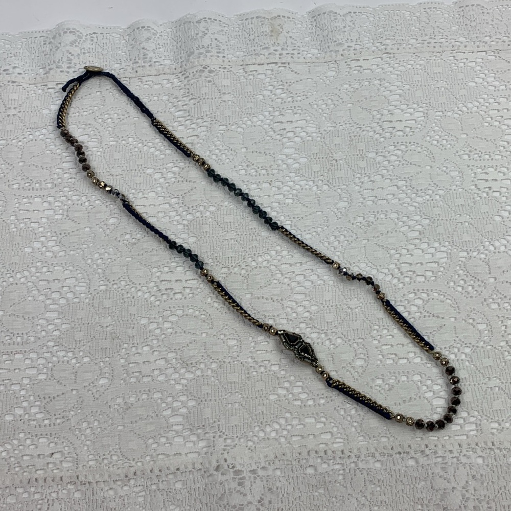 Chloe & Isabel jeweled necklace Antique gold and Navy blue 28” long New NWOT - Picture 5 of 11